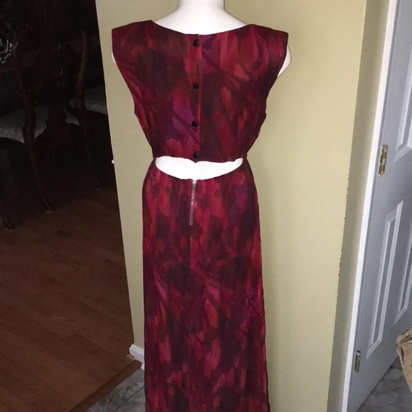 ALICE OLIVIA OPEN BACK LINED EUC RED PRINT MAXI DRESS SHEER SILK SIZE SMALL